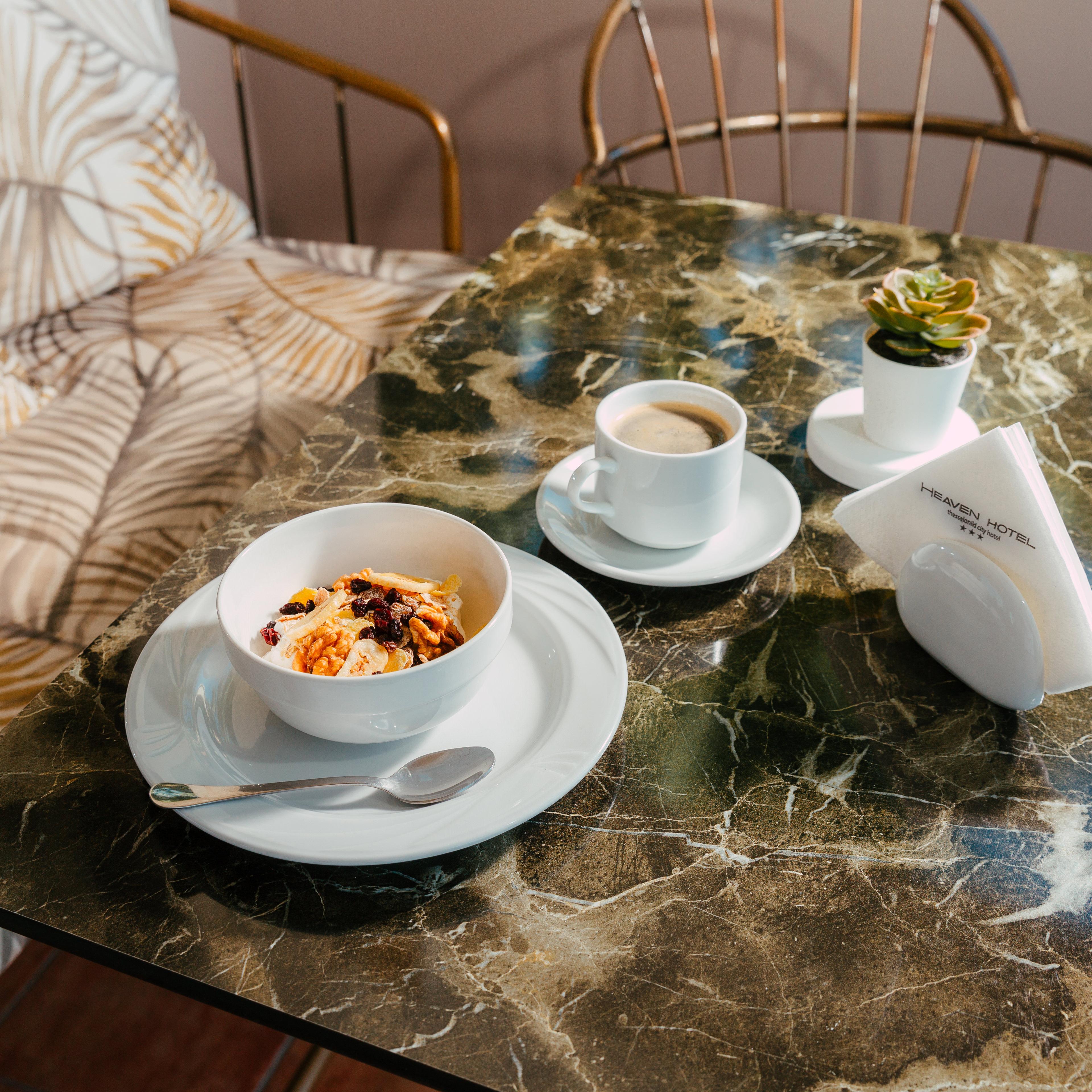 Heaven Hotel Thessaloniki Airport Neon Rysion Ngoại thất bức ảnh