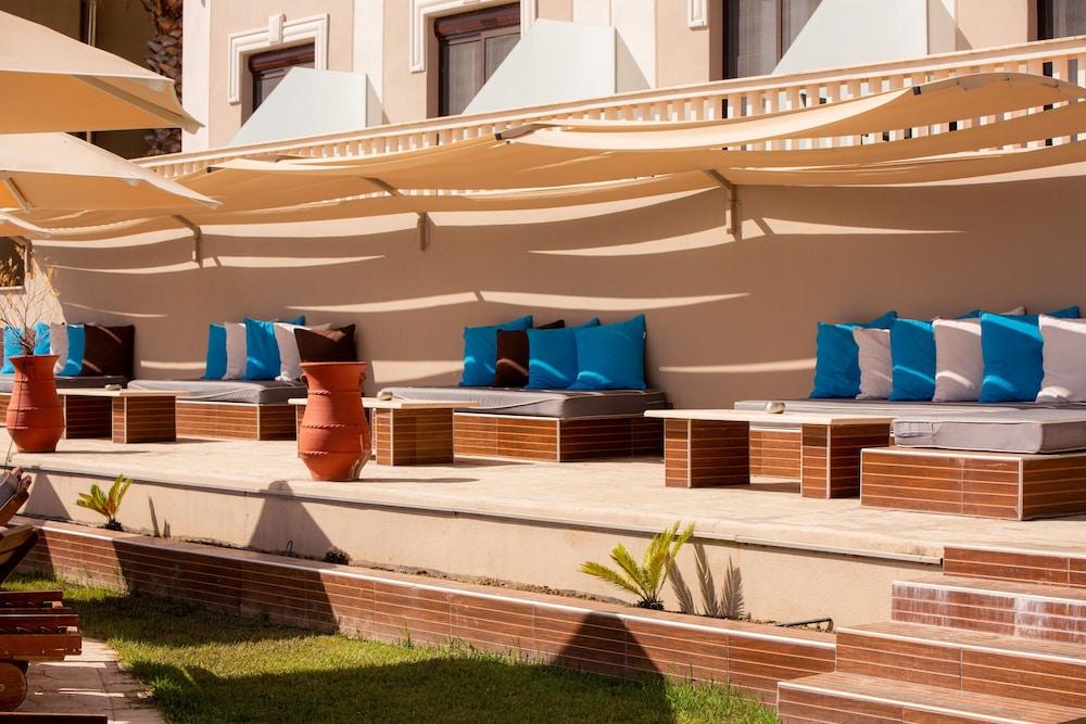 Heaven Hotel Thessaloniki Airport Neon Rysion Ngoại thất bức ảnh
